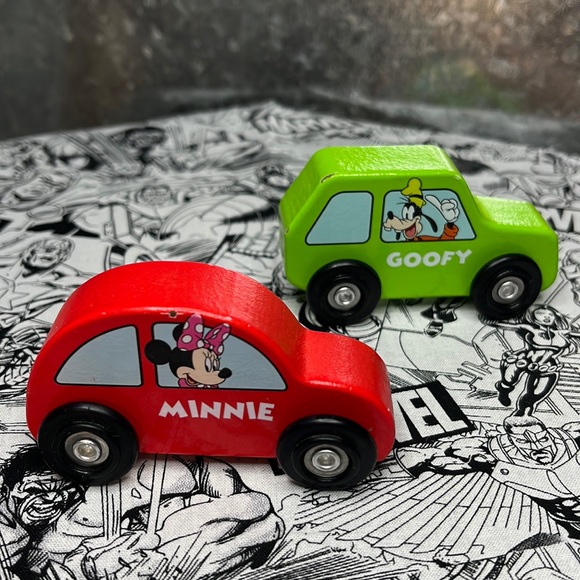 Minnie and Goofie wooden cars - Picture 1 of 6